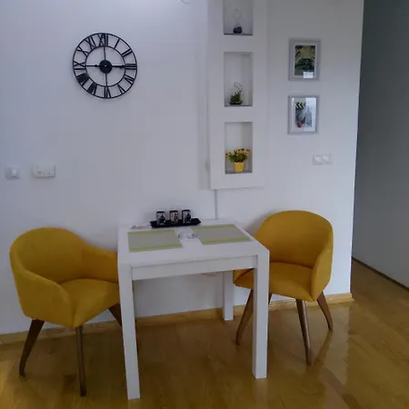 Apartament Anja *